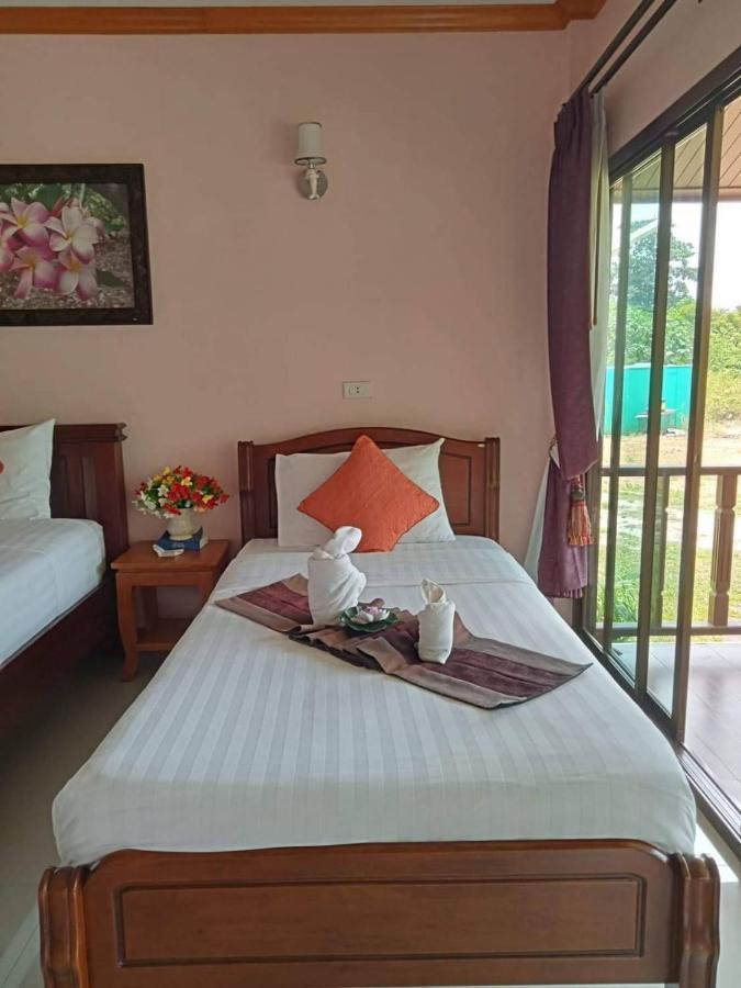 Pawarisa Resort Pathio Exterior foto